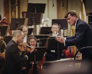 Antoine Tamestit (Viola), Christian Thielemann und die Sächsische Staatskapelle Dresden, Foto (c) Markenfotografie