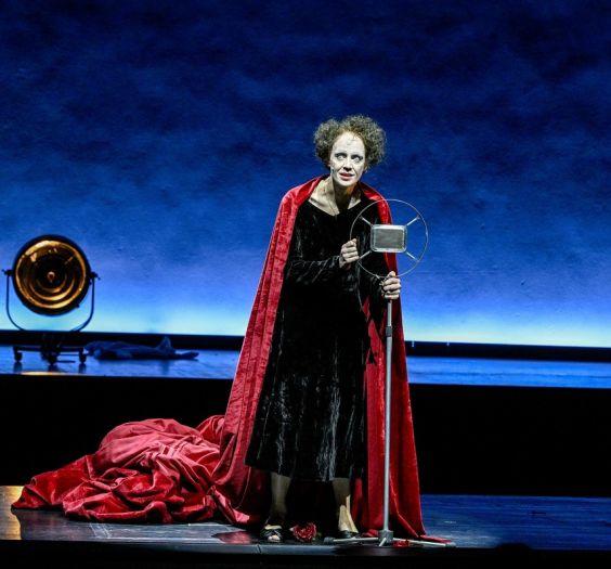 Piaf, Foto: Sebastian Hoppe