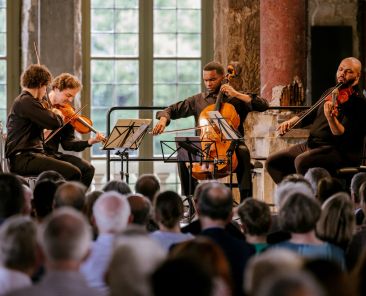 Phoenix Avalon und Adrian Steele, Violine, Joshua Mcclendon (Cello) und Devon Moore (Viola). Foto: Oliver Killig