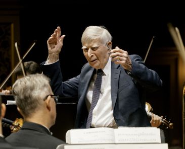 5. Sinfoniekonzert von Saechsische Staatskapelle Dresden unter Dirirent Herbert Blomstedt am 11.01.2026 in der Semperoper . Foto: Oliver Killig